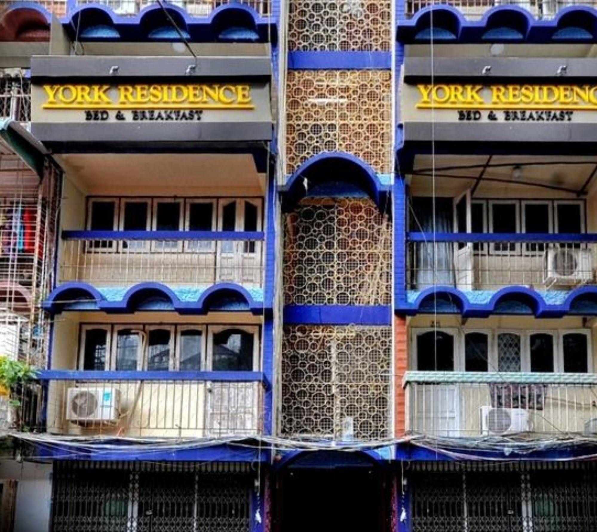 York Residence Rangoon Buitenkant foto