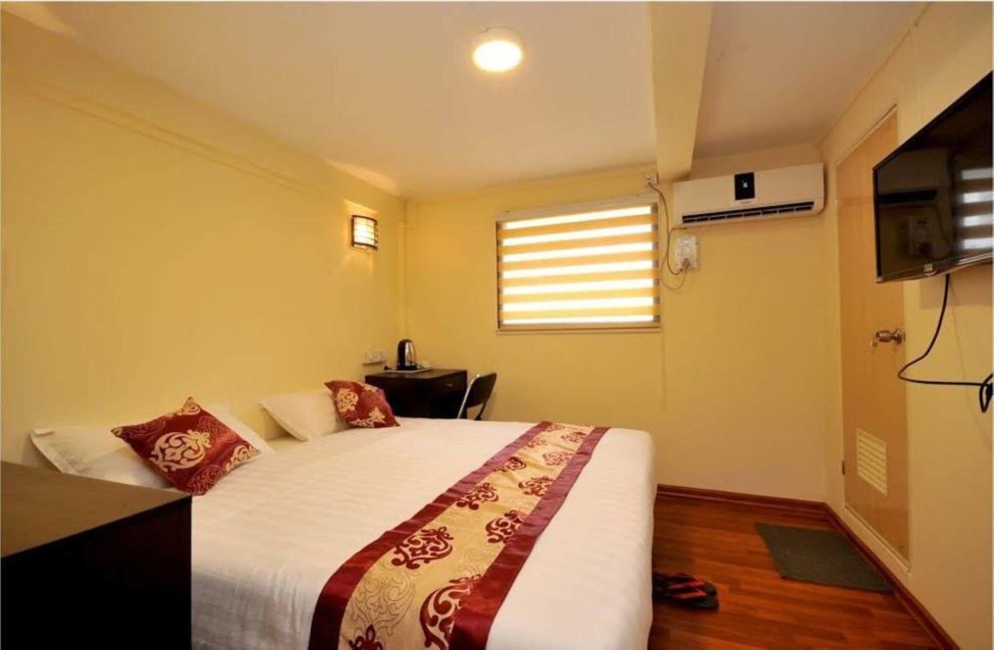 York Residence Rangoon Buitenkant foto